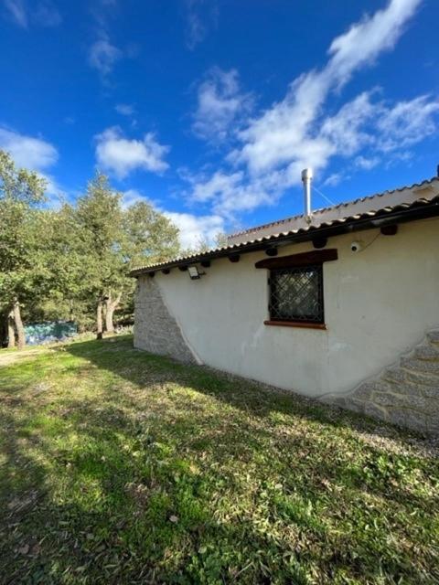 Ovostolai Cottage Fonni Luaran gambar